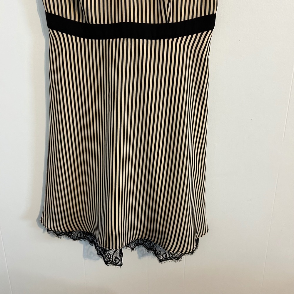 GUESS Striped Lace Trim Sleeveless Dress Black‎ Cream Womens Size 8 y2k - Picture 5 of 8
